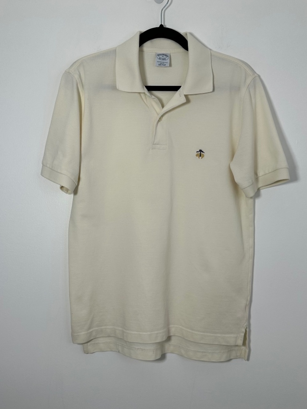 Brooks Brothers Mens Medium Performance Polo Slim Fit Ivory Color 100% Cotton